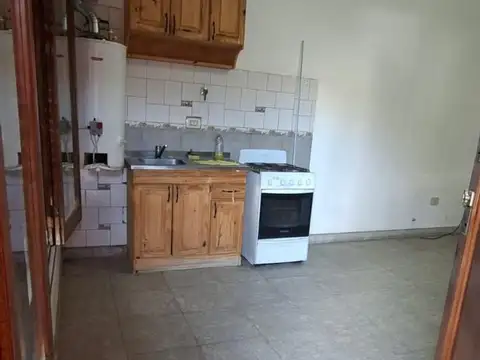 Casa tipo ph en alquiler en Moreno