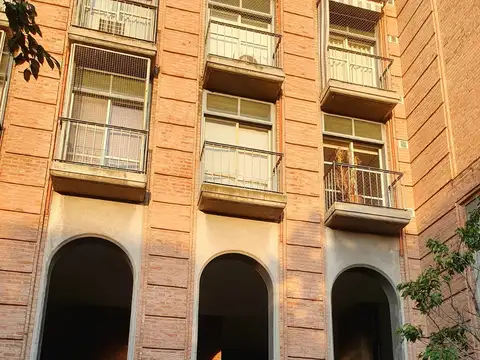 Semipiso 4 Ambientes con Cochera - Torre de Categoría - Belgrano Chico