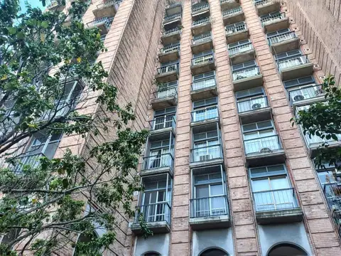 Cazadores 2200, Piso 3