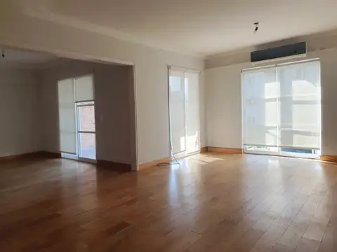 Departamento en Alquiler de 3 dormitorios
