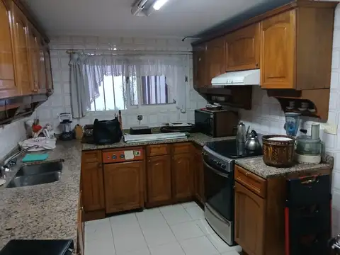Departamento 4 ambientes con 3 baños