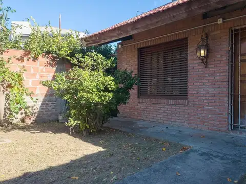 Casa en Venta en Temperley, USD 85.000