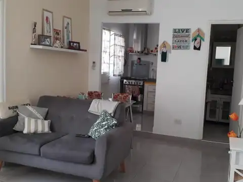 PH 3 ambientes en alquiler. Güemes 160. Ramos Mejia centro.