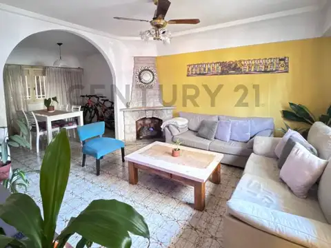Casa en Venta en Villa Raffo, USD 190.000