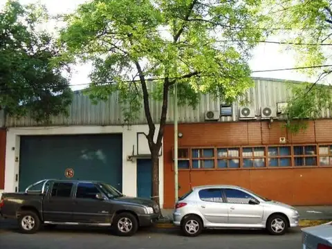 GALPON INDUSTRIAL EN ALQUILER EXCELENTE UBICACION 