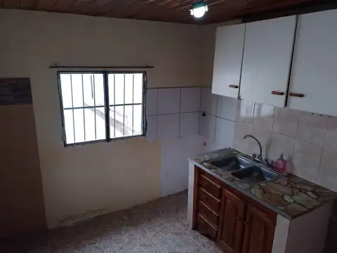 Depto Tipo Casa 2 ambientes con 1 baño