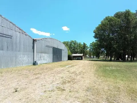 ALQUILER IMPORTANTE GALPON EN LUJAN RUTA 7