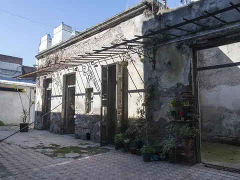 Depto Tipo Casa en Venta al Oeste
