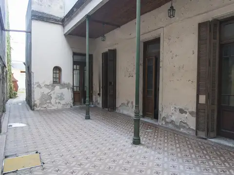 Luis Saenz Peña al 1800