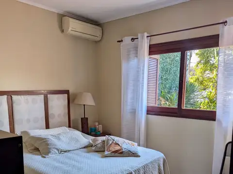 VENTA CASA RIVERA 3 DORMITORIOS MAS APTO GJE
