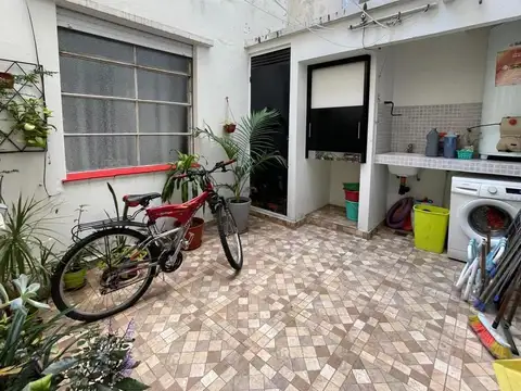 Depto Tipo Casa en Venta en Parque Chas, USD 198.000