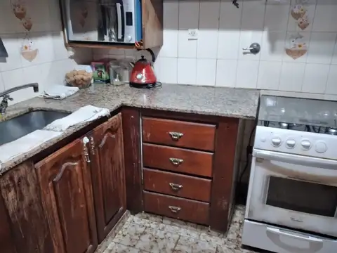 AMPLIA CASA EN LANUS