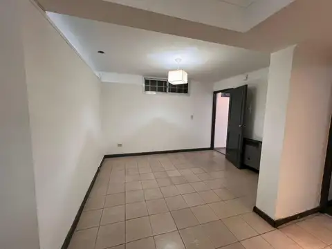 Departamento en Alquiler en Godoy Cruz, $ 580.000