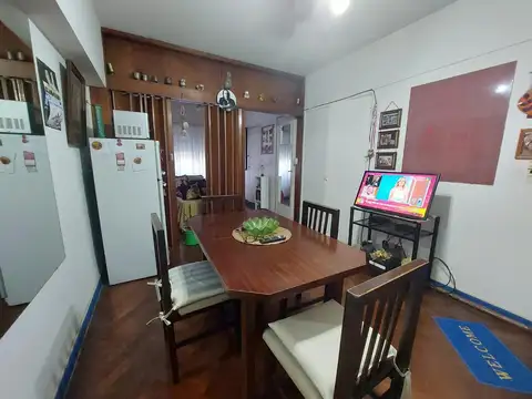 Ayacucho 300, Piso 1