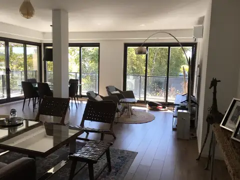 Departamento de 4 amb CON COCHERA  en Venta en Villa Urquiza R