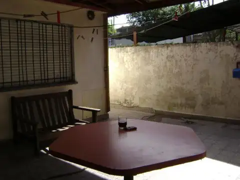 Depto Tipo Casa en Venta con 2 cocheras