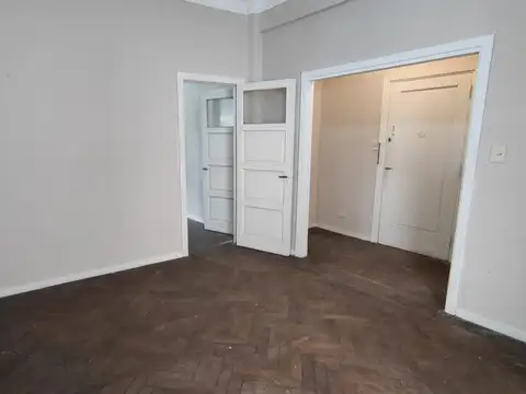 Depto Tipo Casa en Venta en Caballito, USD 105.000