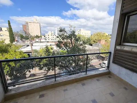 Departamento 4 ambientes con 1 baño