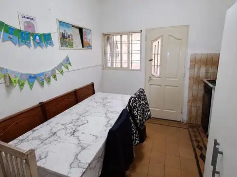 Depto Tipo Casa en Venta 50 años