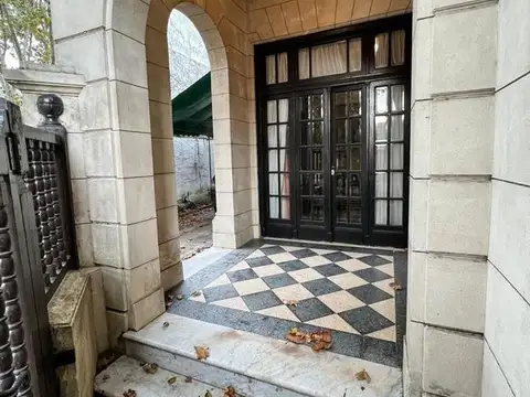 Venta importante propiedad de 5 dormitorios ,en Diagonal 77 entre 9 y 42
