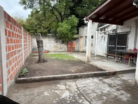 VENTA LOTE CASA DEPTO CON LOCAL MORENO CENTRO