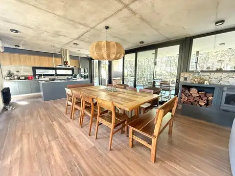 Casa en Alquiler en Barrio Maritimo 3, USD 12.000