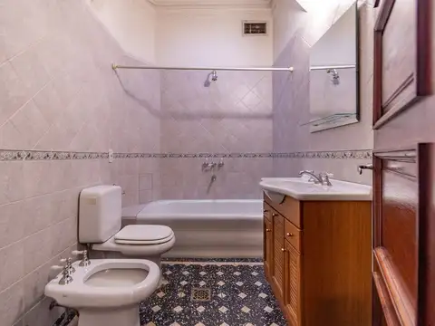 CASA ESTILO ARQUITECTÓNICO SEDE PROFESIONAL-COMERC
