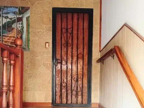 Depto Tipo Casa en Venta de 3 dormitorios