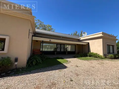 Casa en Venta en Exaltacion De La Cruz, USD 435.000