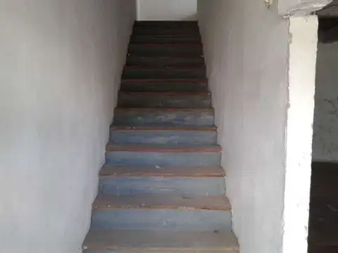 EXELENTE GALPON EN 2 PLANTAS MAS ENTREPISO TIGRE