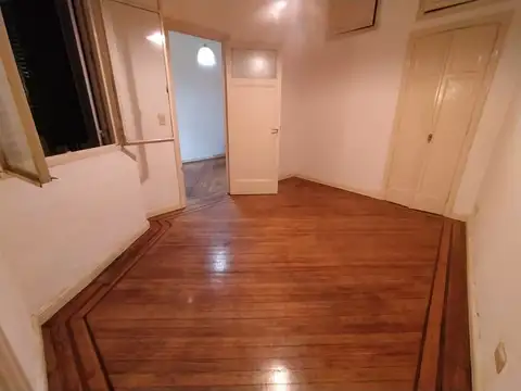 Alquilo dpto excelente estado de 2 ambientes, muy  luminoso. expensas economicas