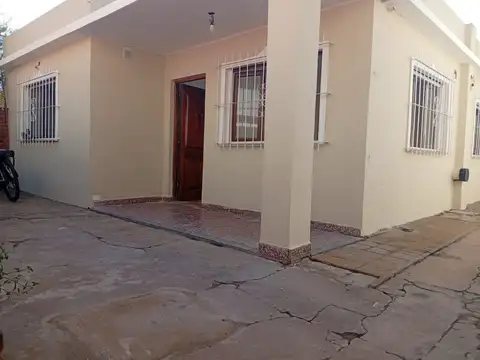 Casa - Alquiler - Argentina, San Miguel - Moine 100