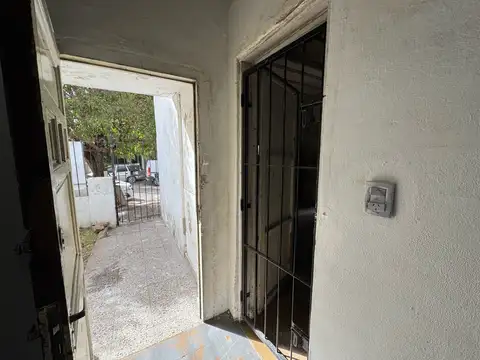 Depto Tipo Casa en Venta en José León Suárez, USD 48.000
