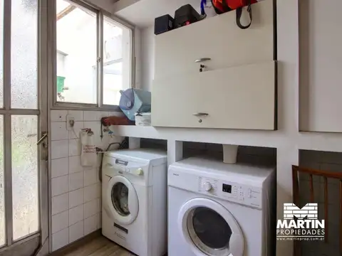 Casa 4 ambientes con 2 baños