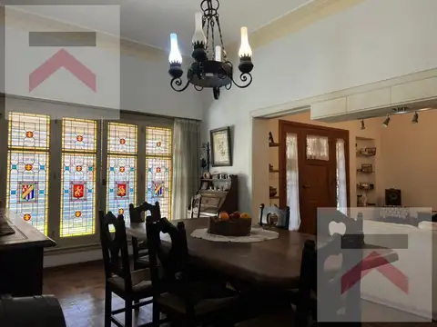 Casa 6 ambientes con 3 baños