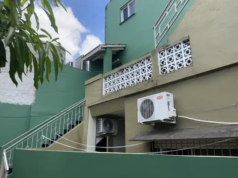 VENTA PH 4 AMB C BALCON TERRAZA. AV CASTAÑARES 4700. VILLA LUGANO CABA