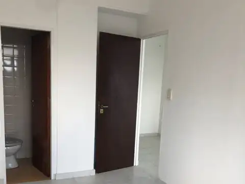 Oficina en Alquiler en Centro, $ 384.000