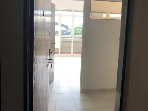 Oficina en Alquiler en Centro, $ 384.000