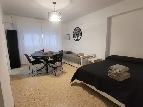 Alquiler Monoambiente con Cocina Separada - centro