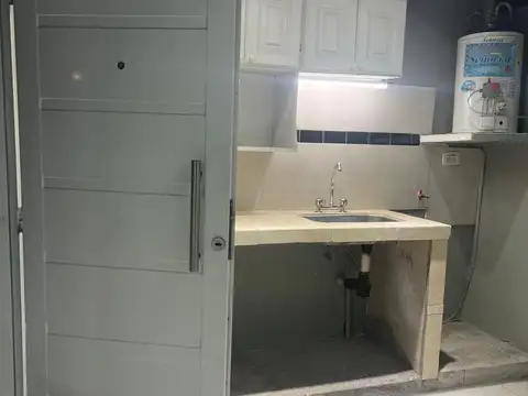 Depto Tipo Casa en Alquiler de Monoambiente