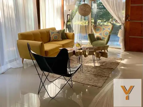 Casa en Venta al Este