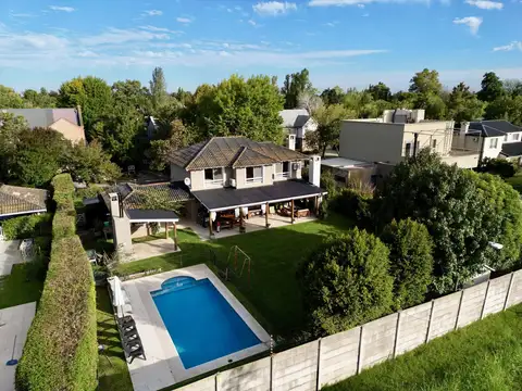 CASA EN VENTA 5 AMBIENTES EN LA LEGUA APTO CREDITO