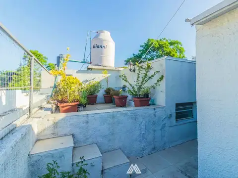 Depto Tipo Casa en Venta 84 años