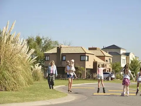 Terreno en Venta en San Simon, USD 43.000