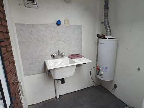 Depto Tipo Casa Monoambiente con 1 baño