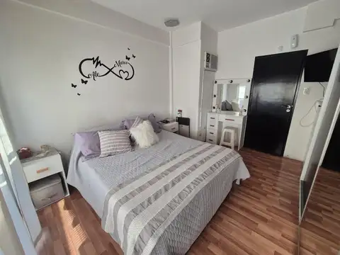 Depto Tipo Casa 3 ambientes con 2 baños