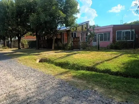 Casa 7 ambientes con 3 baños