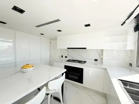 Departamento 4 ambientes con 4 baños