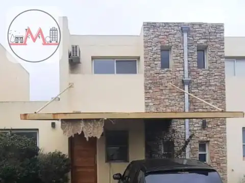 VENTA DUPLEX 4 AMB. EN COMPLEJO LOS ROBLES- MONTE GRANDE-