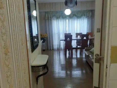 Departamento en Venta en Plaza Colon, USD 80.000